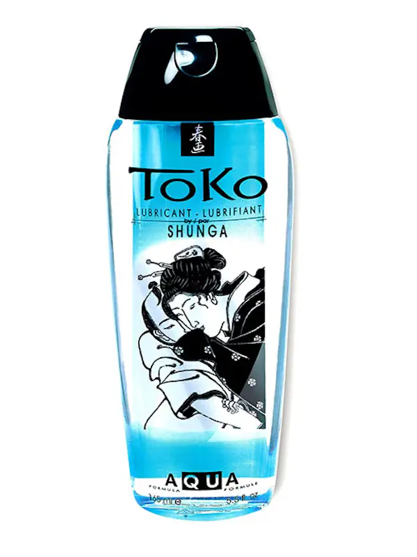 Lubricante íntimo de base acuosa de la línea Toko Aqua, formulado para ser suave e intensamente hidratante. Ideal para la intimidad consciente, proporcionando una lubricación cómoda, natural y duradera que mejora el placer sensual.