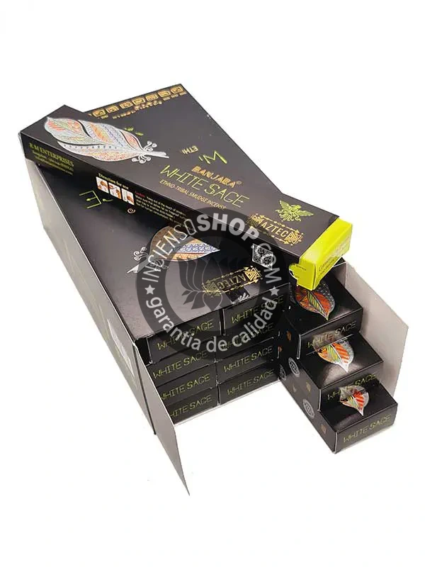 Caja de incienso Banjara salvia blanca aroma herbal fresco y purificador tradicional en limpiezas energéticas para eliminar vibraciones negativas y restaurar la armonía espiritual