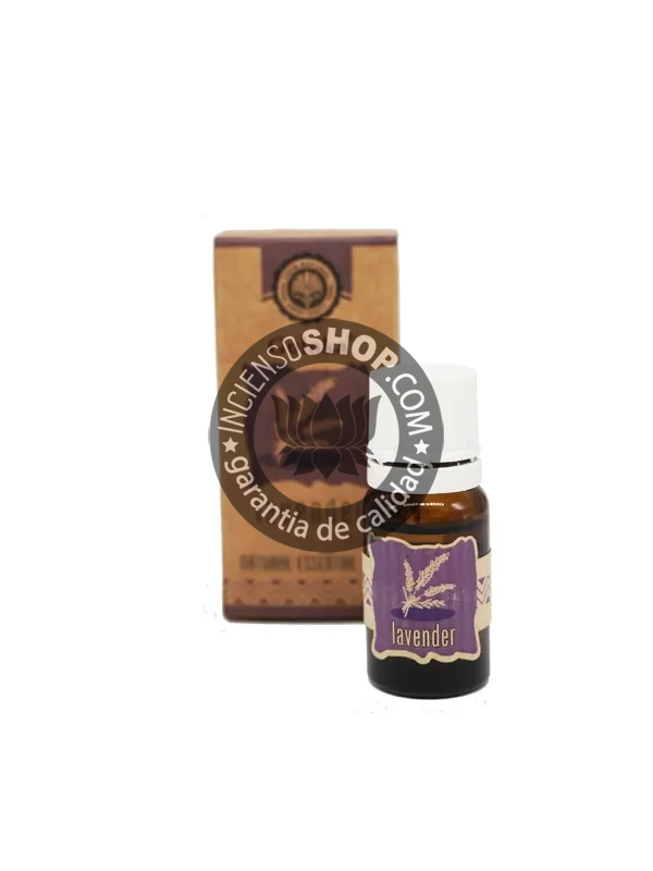 Esencia pura y natural de lavanda abierta aroma floral suave y relajante ideal para calmar la mente aliviar el estrés y promover la paz emocional en rituales de bienestar y descanso