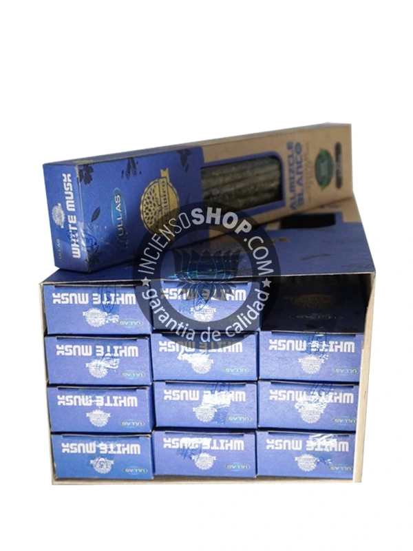 Incienso Orgánico Ullas Almizcle Blanco caja abierta mostrando los palitos de incienso aroma de almizcle blanco suave y envolvente que ayuda a la relajación la concentración y atrae la prosperidad y la buena fortuna en asuntos del corazón