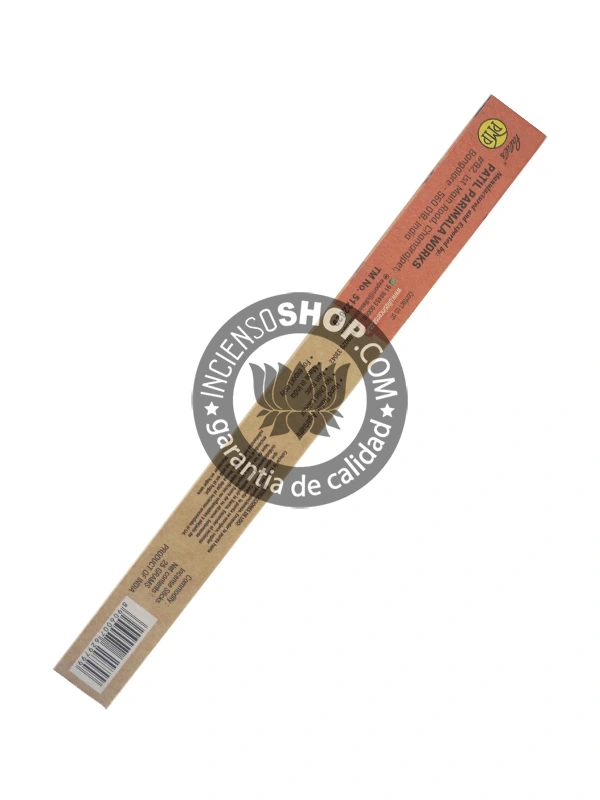 Incienso Orgánico Ullass Sándalo unidad de lado con aroma suave, amaderado y profundamente espiritual, ideal para calmar la mente, facilitar la meditación y atraer la armonía y la buena fortuna.