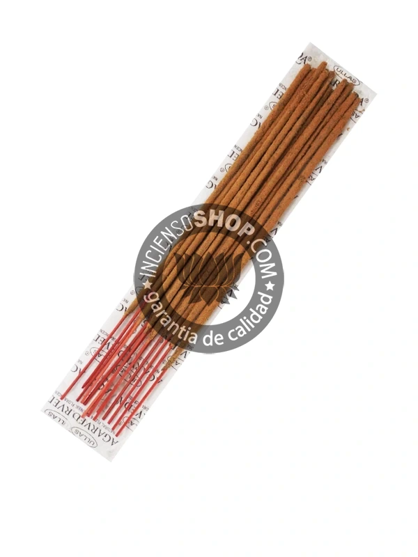 Incienso Ullas Palosanto con Ámbar paquete individual mostrando las varillas de incienso aroma dulce cálido y amaderado resinoso ideal para la limpieza del ambiente mientras se atrae la buena suerte la prosperidad económica el amor la paz y la estabilidad emocional.