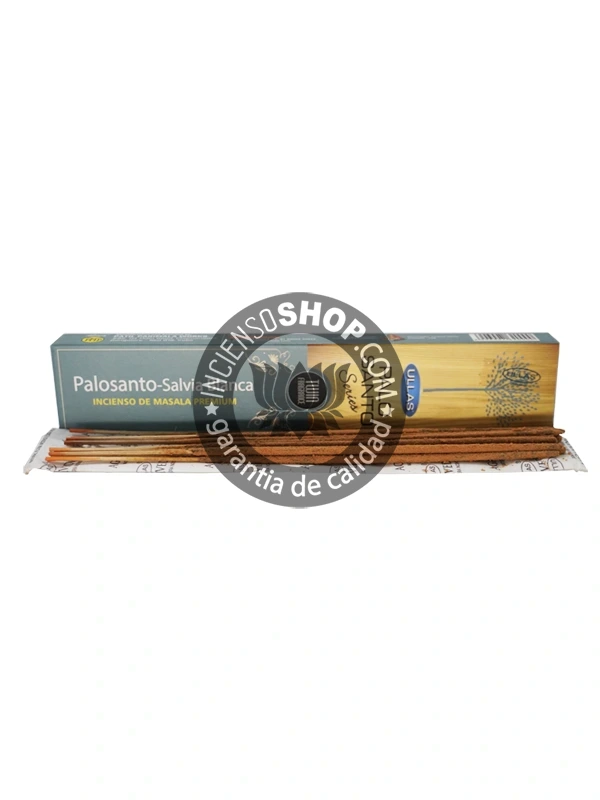 Incienso Ullass Palo Santo con Salvia Blanca unidad con producto tumbado, limpieza extrema garantizada; su doble poder sagrado es utilizado para limpiar y bendecir el hogar contra toda vibración densa.