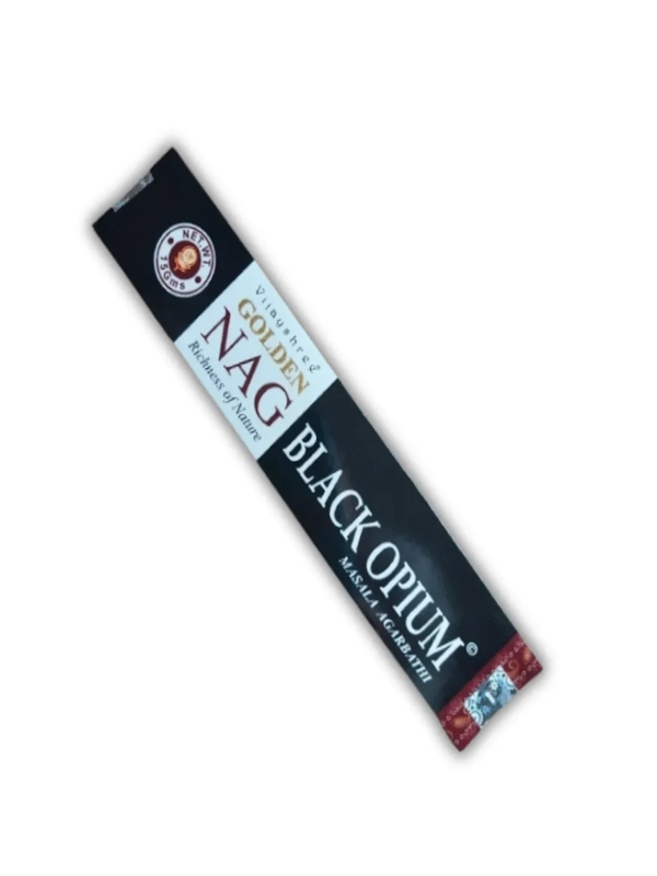 Incienso Vijayshree Golden Nag Black Opium con un aroma intenso y misterioso, utilizado para alcanzar profundidad, promover la relajación y facilitar la conexión con lo oculto.