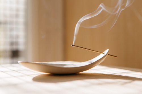 Incienso ayuda a eliminar energía negativa